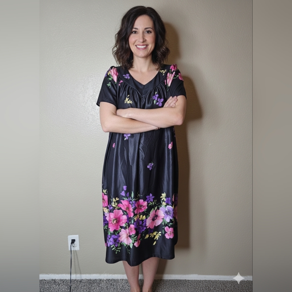 Vintage White Stag Dress Floral Muu  Assembled in Deminican Size Xl/XG 16-18